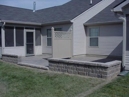 Includes Privacy Panel